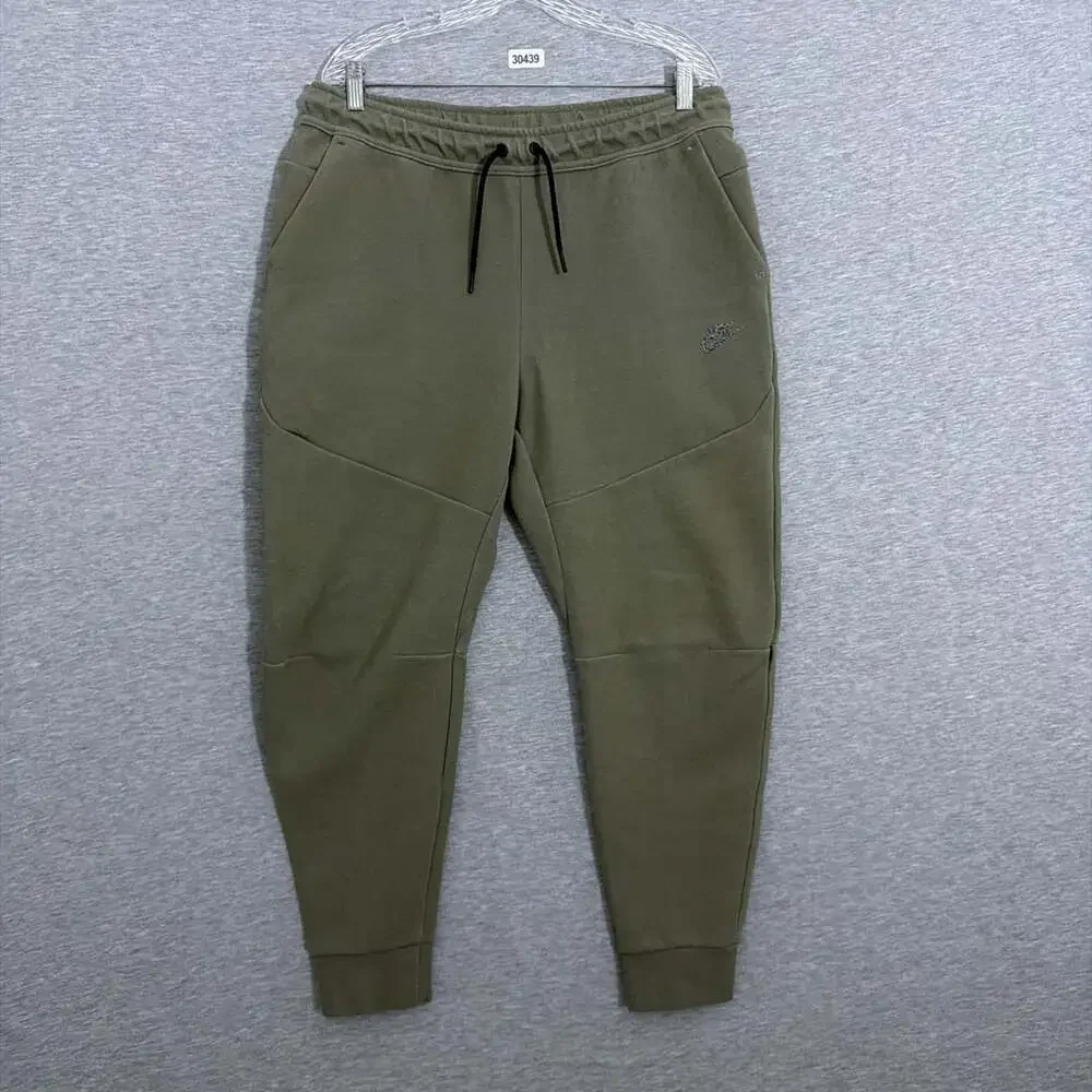 Nike Men's Size XL Green Cotton Blend Tech Fleece Jogger Pants
